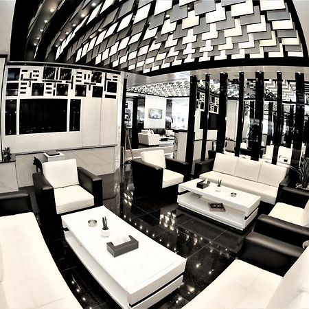 Beverly Hotel Beirut Exterior photo