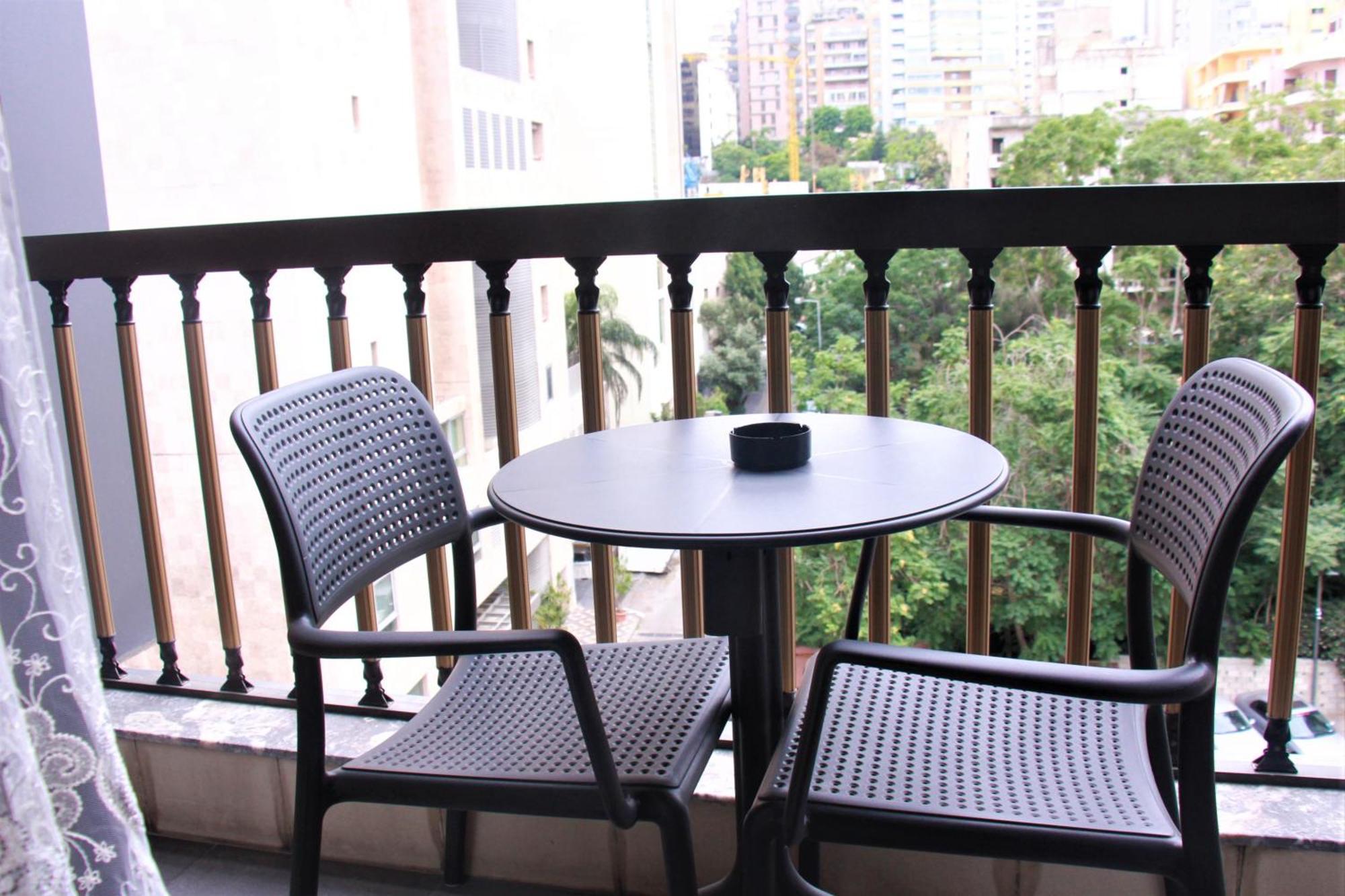 Beverly Hotel Beirut Exterior photo